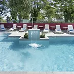 Hotel Bikini