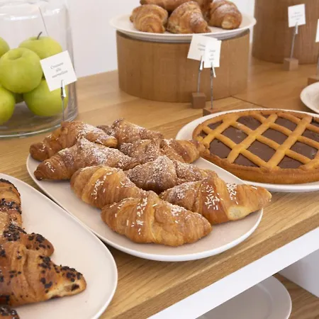 比基尼酒店 4* 里米尼