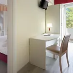 Bikini מלון 4*