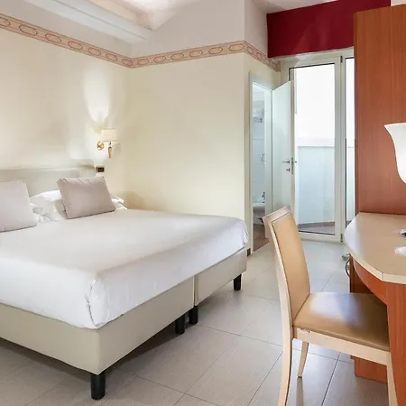 Otel Bikini 4*