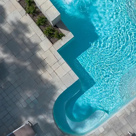 Otel Bikini 4*