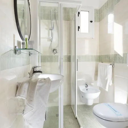 Отель Bikini Римини