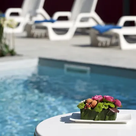 Bikini Hotel