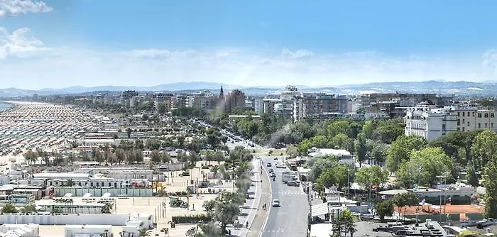 比基尼酒店 4* 里米尼